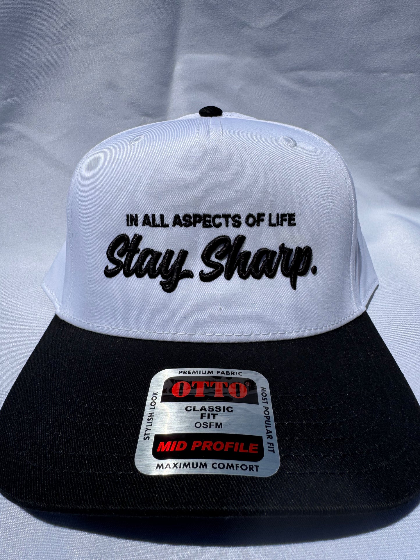 -Stay Sharp- White/Black Snapback