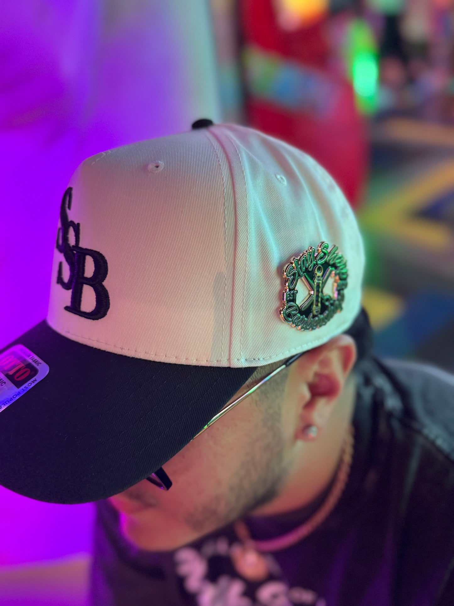 SSB WHITE/BLACK Snapback